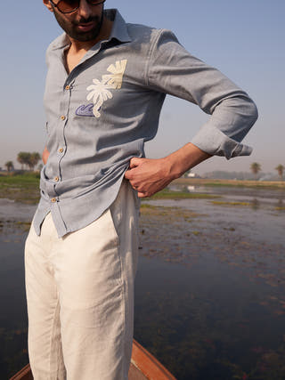 The Feel Tropical Shirt Grey Tyas