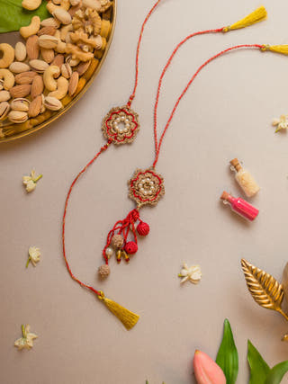 Red Pearl Crochet Rakhi & Lumba Set (Set Of 2)