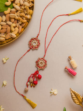 Red Pearl Crochet Rakhi & Lumba Set (Set Of 2)