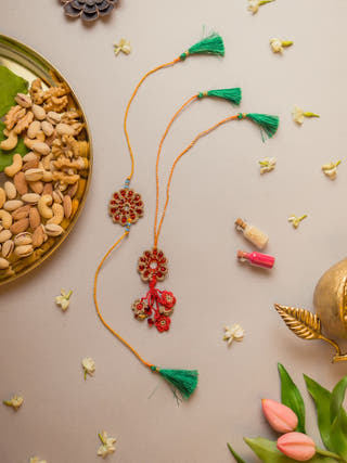 Red Stone Crochet Rakhi & Lumba Set (Set Of 2)