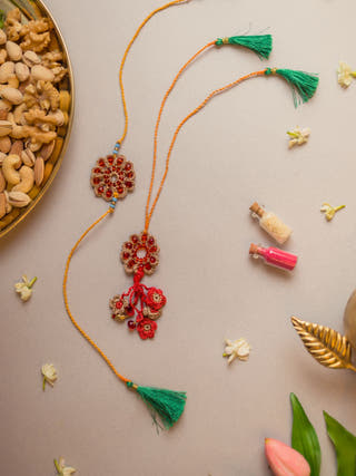 Red Stone Crochet Rakhi & Lumba Set (Set Of 2)