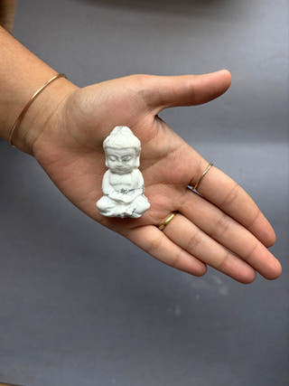Howlite Sitting Buddha
