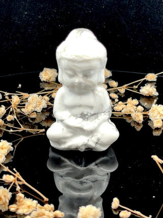 Howlite Sitting Buddha