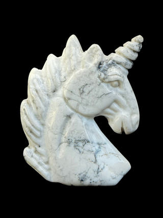 Howlite Unicorn
