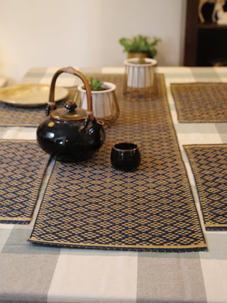 Masland Handcrafted Madhurkathi set of Table Mat and Runner Black and White Pratima Mat Industries
