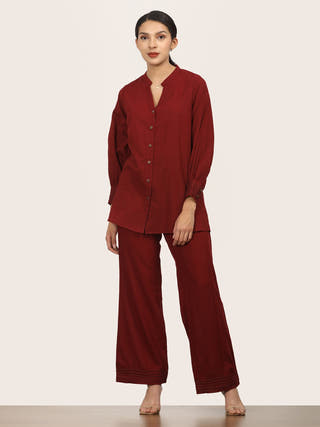 Organic Cotton Split V-Neck Maroon Shirt Saltpetre Maroon