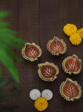 Peepal Diya | Set of 12