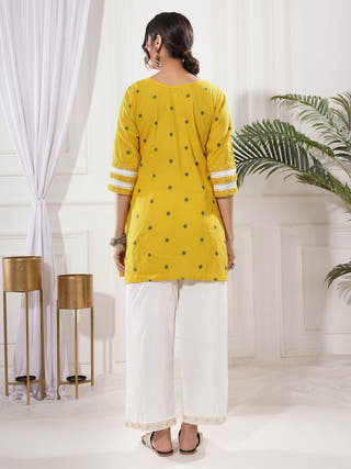 Sohe Yellow Cotton Short Kurta Set