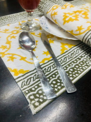 Geometric Table Runner and Mat - Set of 6