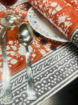 Table Runner and Mat Set of 6 - HandBlock Printed