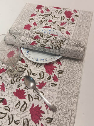 Floral Runner and Mats- Set of 6