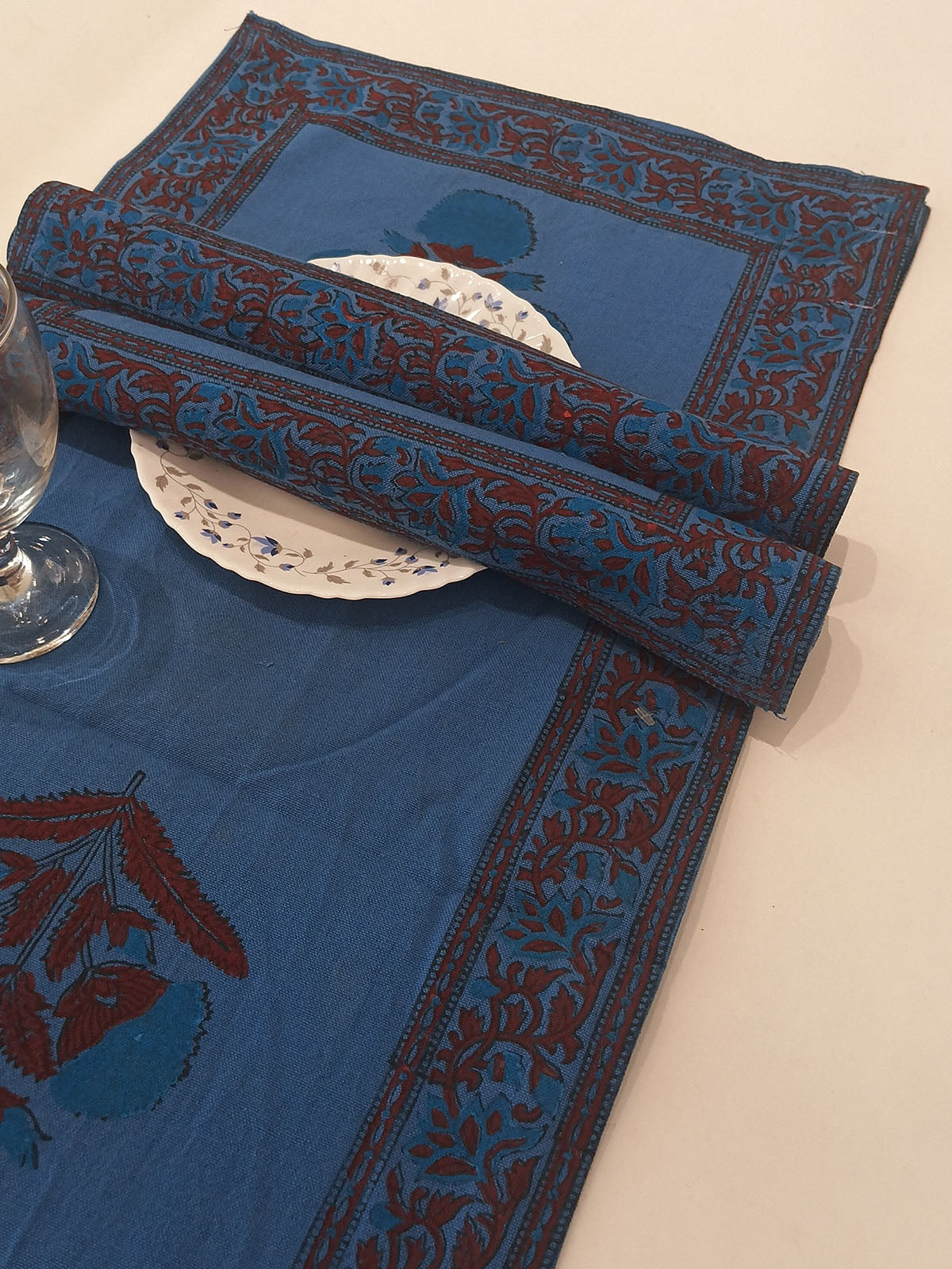 Block Print Runner ad Mat Set of 6 - Blue