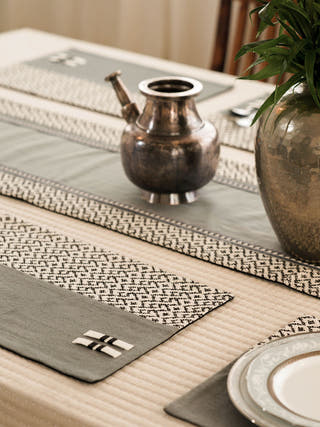 Aeolus Dining Set Of A Table Runner And 8 Table Mats Grey Veaves