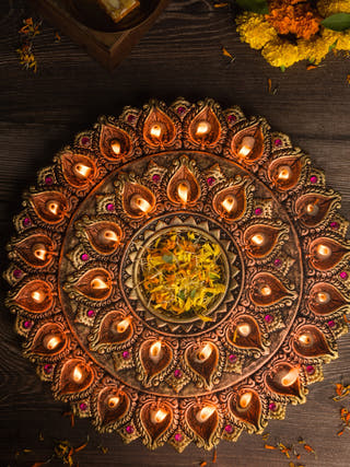 Thirty One Diya Thali