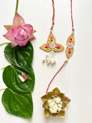 Tara Gota Patti Rakhi and Lumba Set
