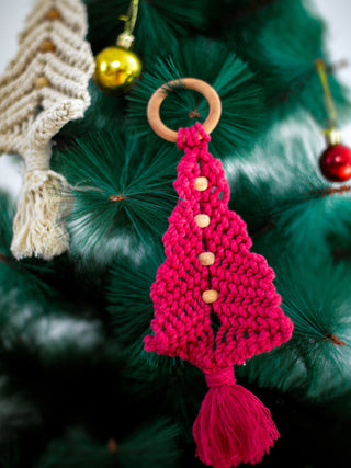 Macrame Christmas Tree Red and White DECO TALK