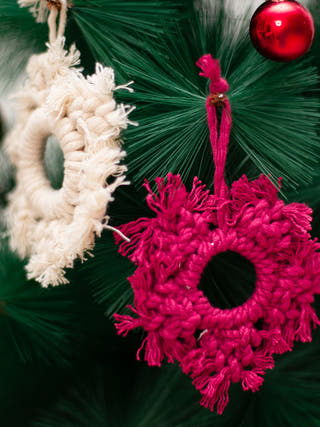 Macrame Christmas Ornaments Set of 4 Red And White DECO TALK