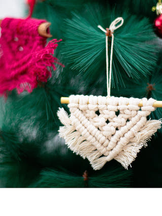 Macrame Christmas Ornaments Set of 4 Red And White DECO TALK
