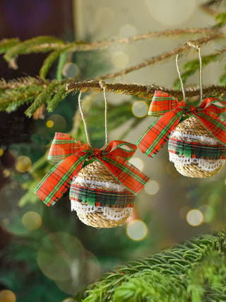Banana Fibre Baubles Set of 2 DECO TALK