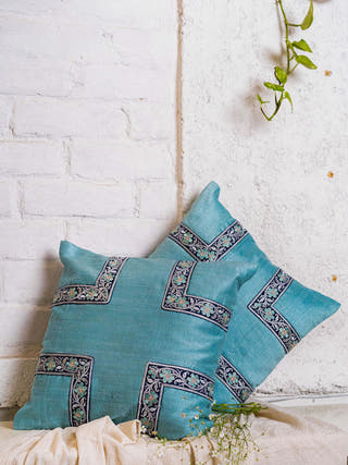 Crossvibe Handwoven Cushions Set Of 2 Pcs Blue Veaves