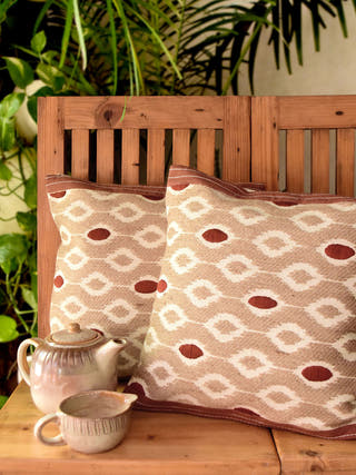 Earthy Cushions Set Of 2 Pcs White Veaves