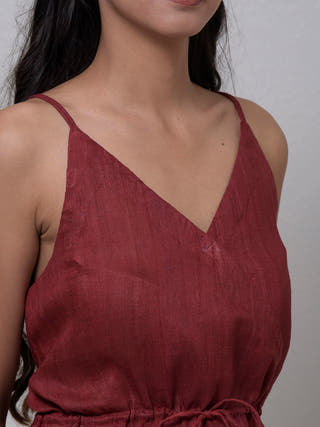 Hadiya Handwoven Top Maroon Veaves