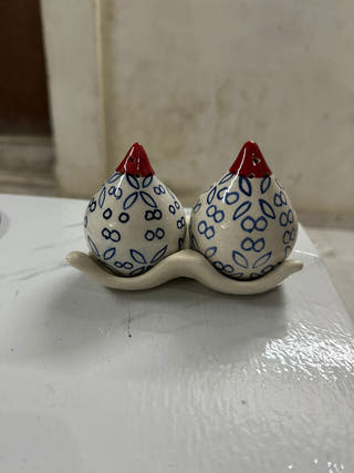 Sera Ceramic Salt & Pepper Sprinkle Set