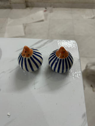 Elara Ceramic Salt & Pepper Sprinkle Set