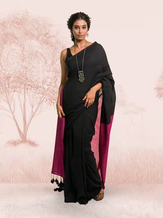 Zindagi Ki Safar Black Handloom Cotton Acrylic Saree