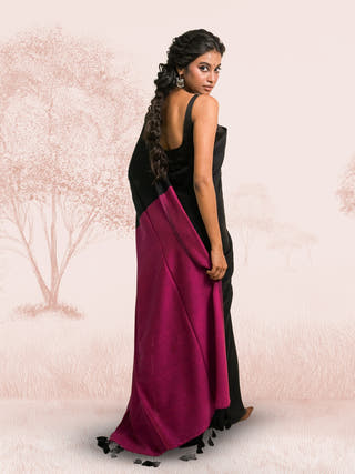 Zindagi Ki Safar Black Handloom Cotton Acrylic Saree