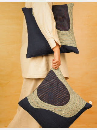 Bed & LivingAmoeba | Cushion CoverGumfuFlourish 