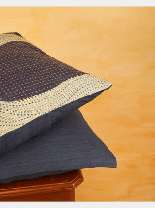 Bed & LivingAmoeba | Cushion CoverGumfuFlourish 