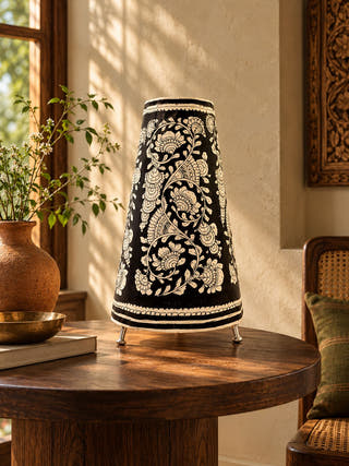 Tholu Bommalata Lotus Lamp - Black