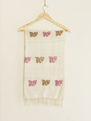 Silk Scarf With Pink And Green Foral Motifs In White Arras