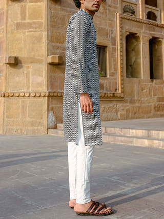 Argyle Hand-Block Kurta Black Kalp
