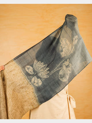 Scarves & WrapsLotus | StoleGumfuFlourish 