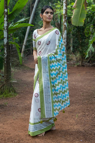 Kokum Mul Cotton Saree White