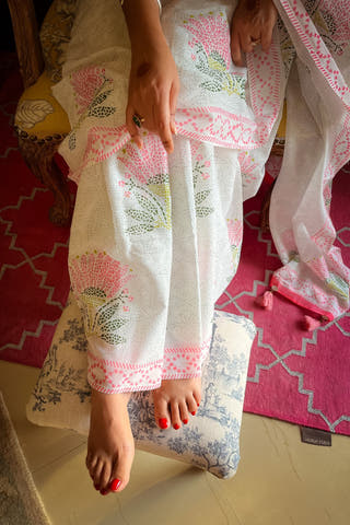 Mosaic Pink Mul Cotton Saree