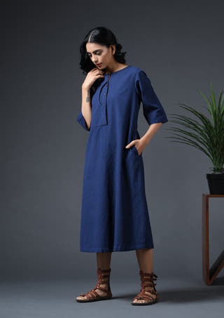 Scoop Placket Dress-Navy Blue