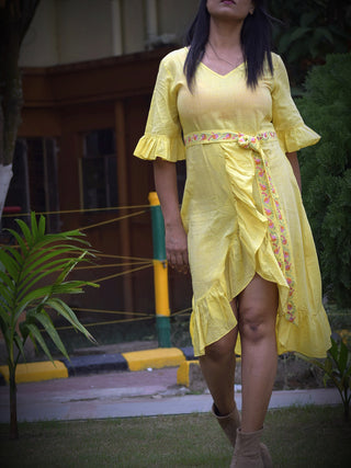 HOLIDAY MEMOIRS Caribbean Isles Dress Yellow Frills&Falls