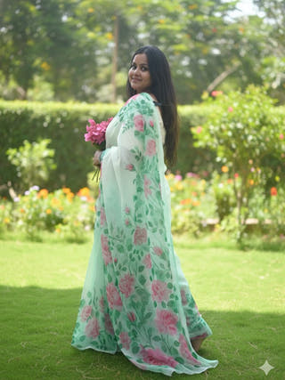 Bagh-E-Gulab Saree