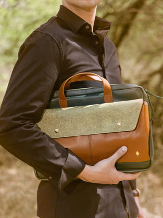 Willow Vegan Leather Laptop Sleeve Black