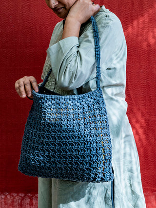 Tottaly Classic Hand-Knotted Tote One 'O' Eight Knots