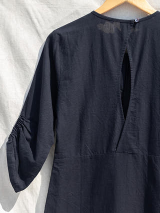 THE LINES TALES Dress with Gathers Black Anushé Pirani