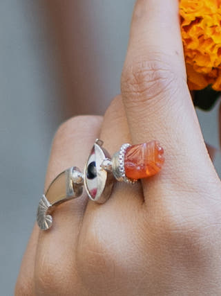 PICHWAI Cow Horn Ring Baka