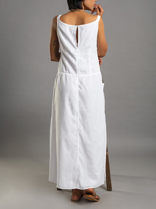 Garden Dress - Cotton Kurta for women in White color