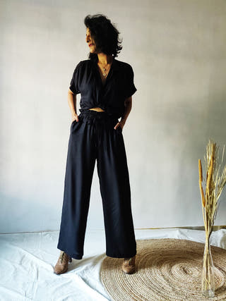 WSB BASICS Black Pants Black Why So Blue