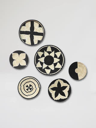 Handmade Wall Decor of Sabai Grass 12' Whe