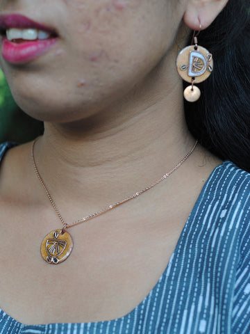 Nimbuzz Pendant Brown
