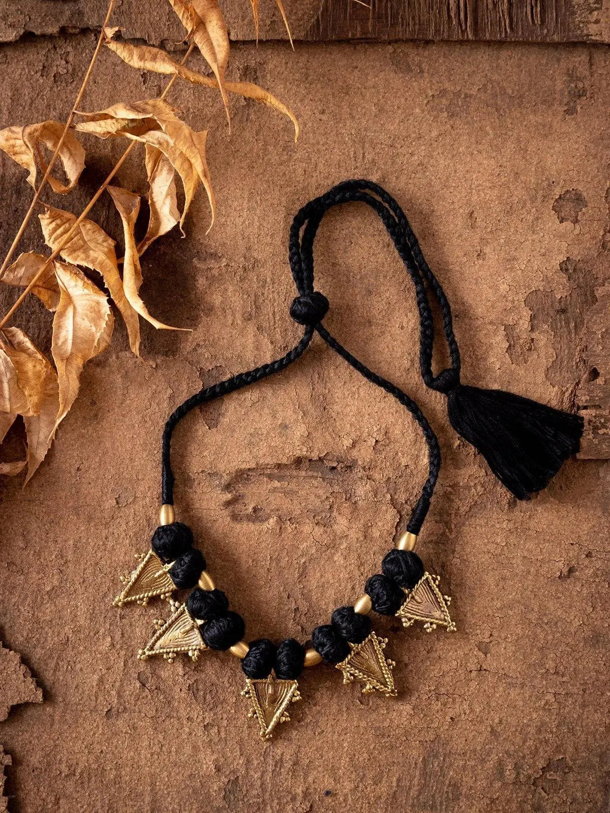 Buy Choker Necklace Black Gold - Flourish